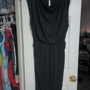 Black Women's Sleeveless Maxi Dress